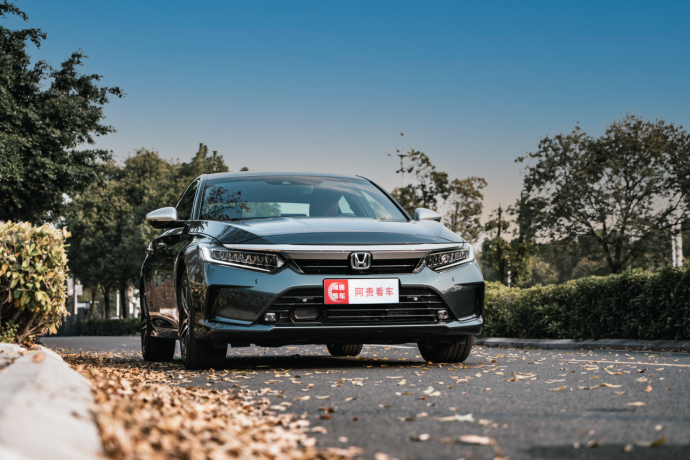 媒體視角 | 快和這輛寶藏之車來(lái)一場(chǎng)春日約會(huì)！