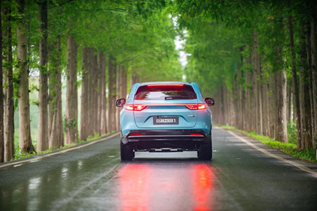 試駕路上的這些美景，我不允許你沒看到！