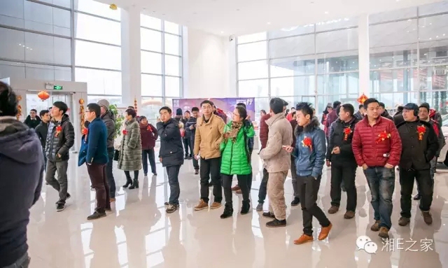 精英齊歡聚天嬌國際汽車城，瑞雪兆豐年！